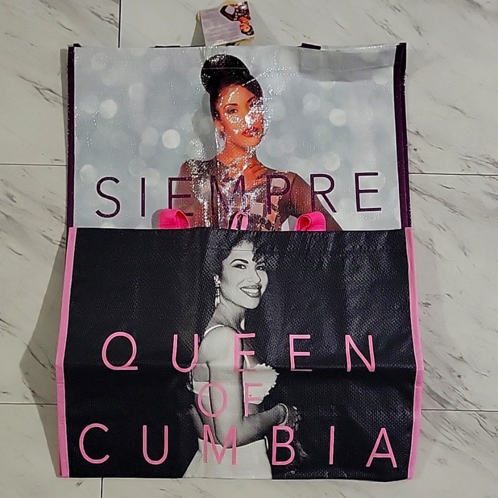 Selena Shopping Totes